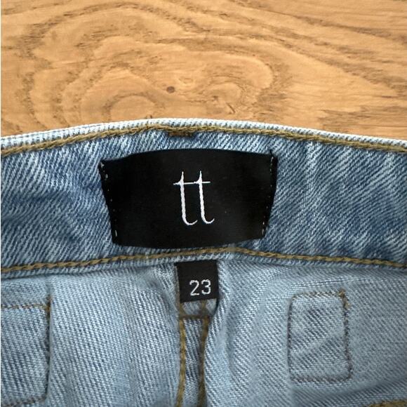 TT Studios - 1996 Mid Rise Straight Leg Jeans in Blue - Picture 3 of 6